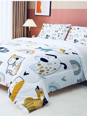 Kids Fun Dog Comforter Set in White, Mustard & Blue